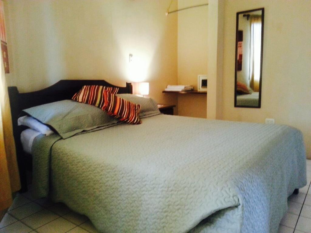Hotel Mango Mar Jacó Szoba fotó
